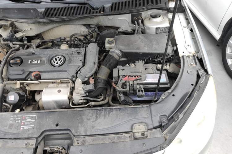 Used Volkswagen Lavida 2011 1.4 TSI DSG Prestige Edition Engine Bay Left