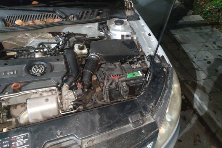 Used Volkswagen Lavida 2011 1.4 TSI DSG Prestige Edition Engine Bay Left