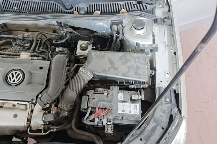 Used Volkswagen Lavida 2011 1.4 TSI DSG Prestige Edition Engine Bay Left