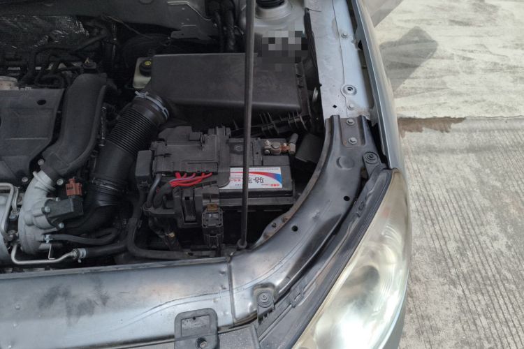 Used Volkswagen Lavida 2011 1.4 TSI DSG Prestige Edition Engine Bay Left