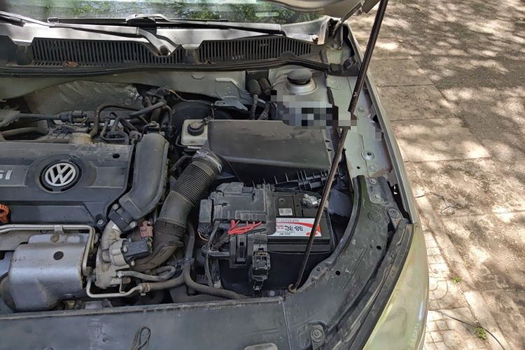 Used Volkswagen Lavida 2011 1.4 TSI DSG Prestige Edition Engine Bay Left