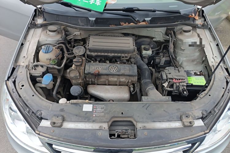 Used Volkswagen Lavida 2011 1.6L Manual Joy Version Engine Bay