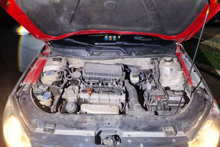 Used Volkswagen Lavida 2011 1.6L Automatic Premium Edition Engine Bay
