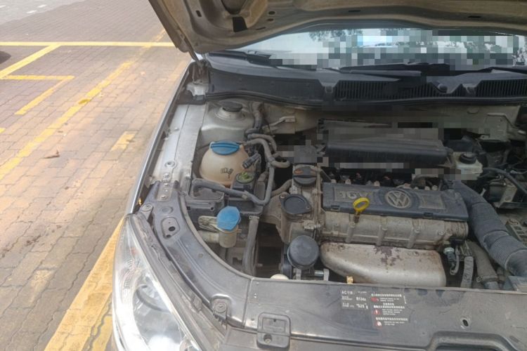 Used Volkswagen Lavida 2011 1.6L Automatic PinYou Edition Engine Bay Right