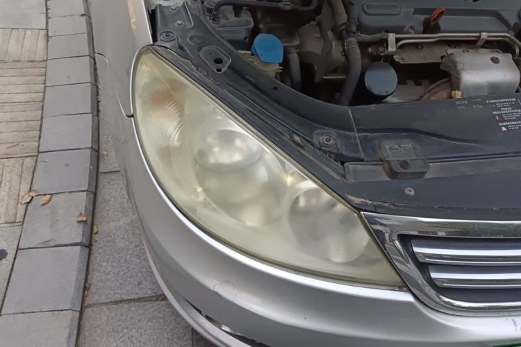 Used Volkswagen Lavida 2011 1.4 TSI Manual Prestige Edition Engine Bay Right