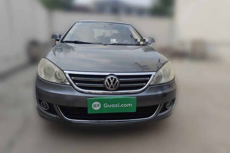 Used Volkswagen Lavida 2011 1.6L Manual - Premium Edition Front
