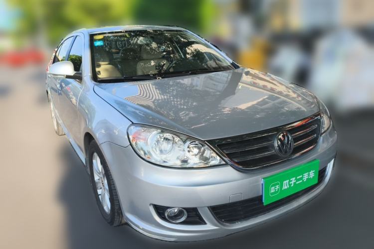 Used Volkswagen Lavida 2011 1.4 TSI DSG Prestige Edition Front Right 45 Deg