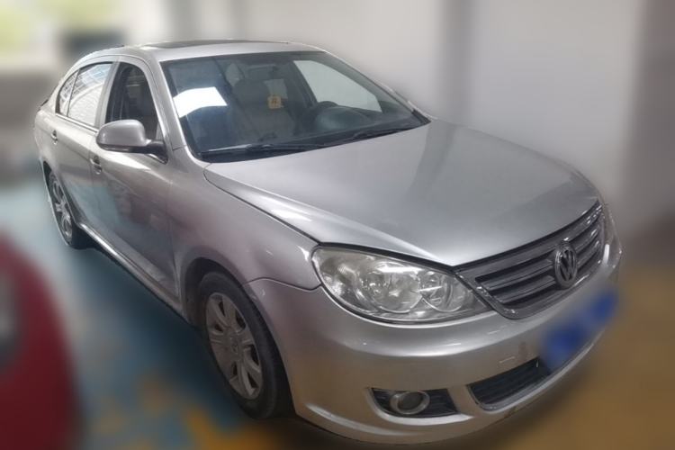 Used Volkswagen Lavida 2011 1.6L Automatic Premium Edition Front Right 45 Deg