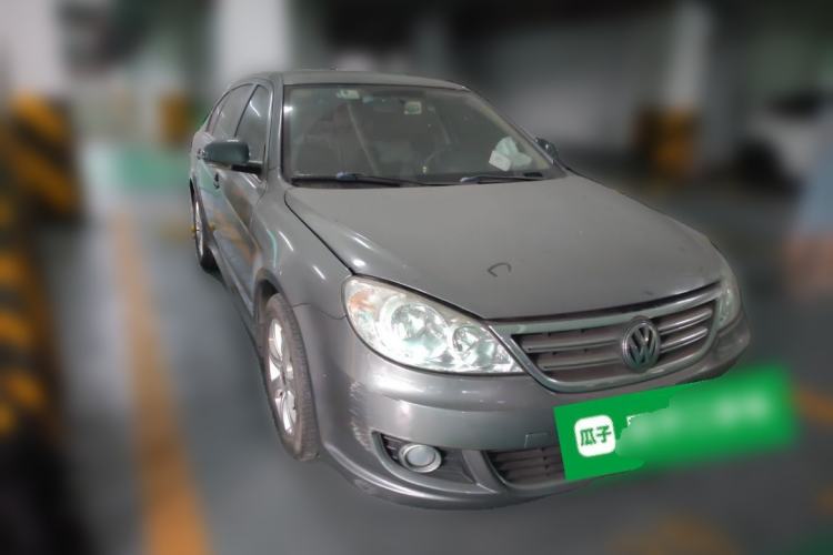 Used Volkswagen Lavida 2011 1.6L Automatic Premium Edition Front Right 45 Deg