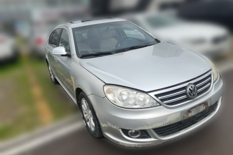Used Volkswagen Lavida 2011 1.4 TSI DSG Prestige Edition Front Right 45 Deg