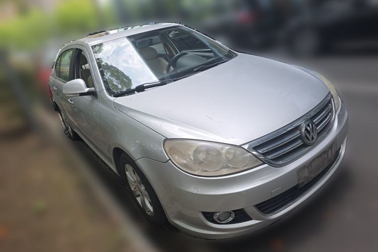 Used Volkswagen Lavida 2011 1.6L Automatic Premium Edition Front Right 45 Deg