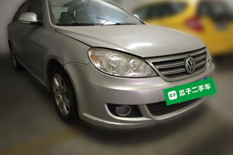 Used Volkswagen Lavida 2011 1.6L Automatic Premium Edition Front Right 45 Deg