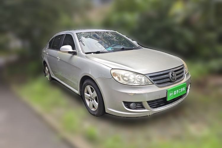 Used Volkswagen Lavida 2011 1.6L Manual Joy Version Front Right 45 Deg