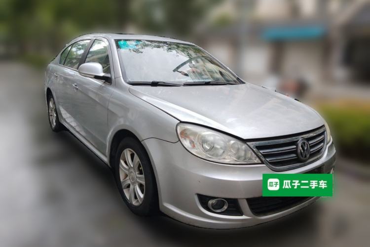 Used Volkswagen Lavida 2011 1.6L Automatic Premium Edition Front Right 45 Deg