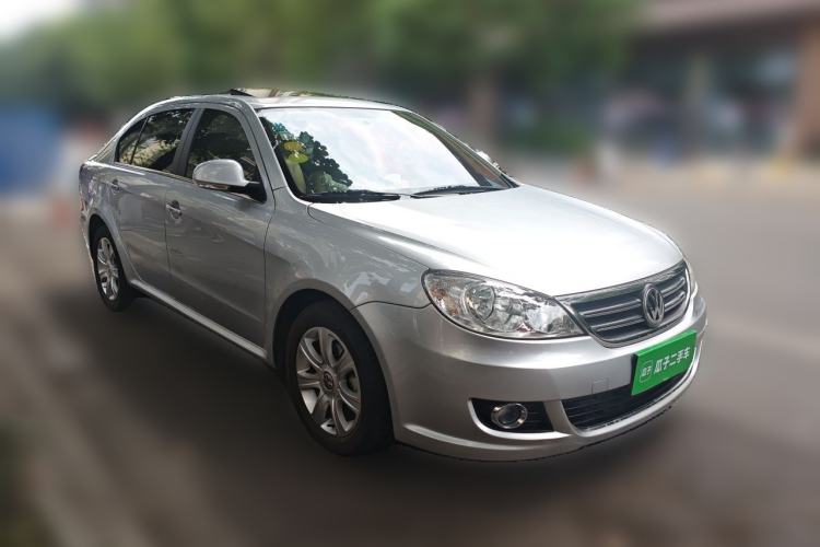 Used Volkswagen Lavida 2011 1.4 TSI DSG Prestige Edition Front Right 45 Deg