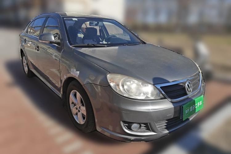 Used Volkswagen Lavida 2011 1.6L Automatic PinYou Edition Front Right 45 Deg