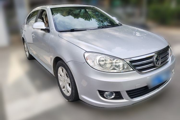 Used Volkswagen Lavida 2011 1.6L Automatic Premium Edition Front Right 45 Deg