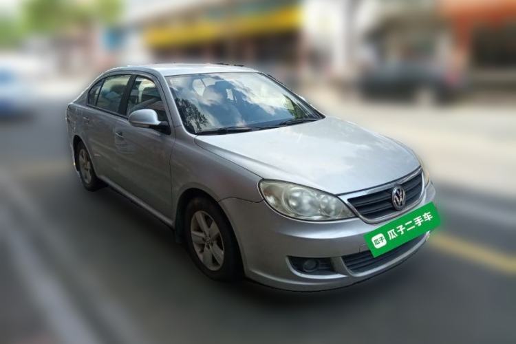 Used Volkswagen Lavida 2011 1.6L Manual Joy Version Front Right 45 Deg
