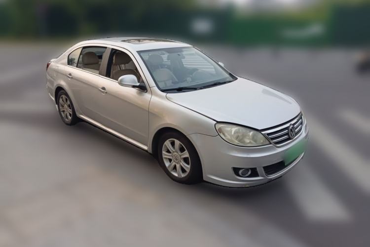 Used Volkswagen Lavida 2011 1.4 TSI Manual Prestige Edition Front Right 45 Deg