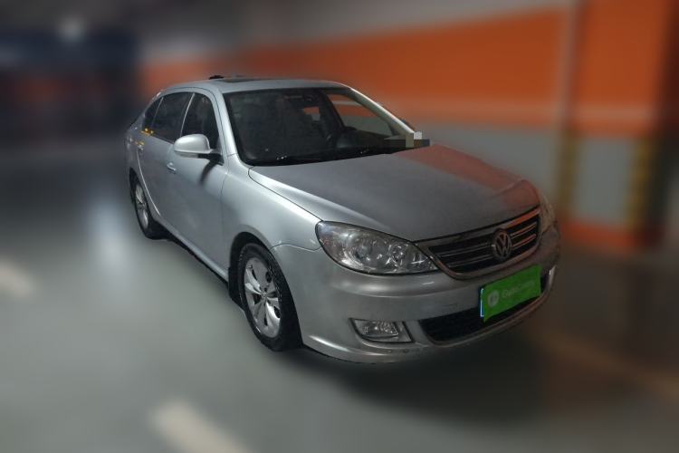 Used Volkswagen Lavida 2011 1.4 TSI DSG Prestige Edition Front Right 45 Deg