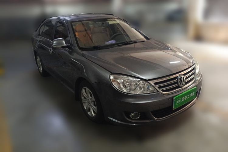 Used Volkswagen Lavida 2011 1.6L Automatic Premium Edition Front Right 45 Deg