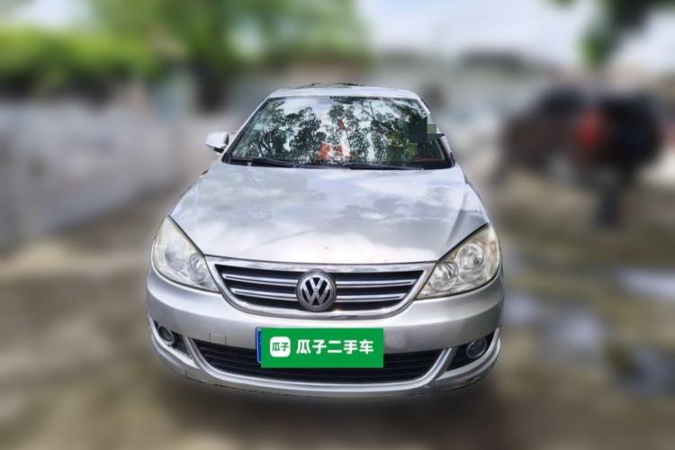 Used Volkswagen Lavida 2011 1.6L Manual - Premium Edition Front