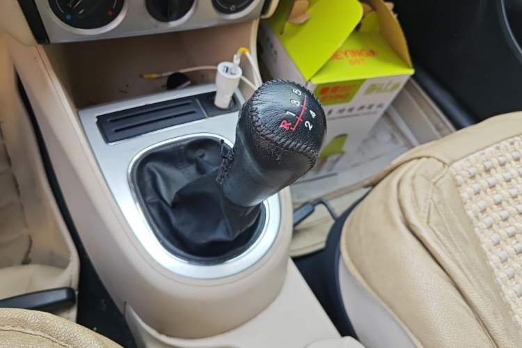 Used Volkswagen Lavida 2011 1.6L Manual Joy Version Gear Lever