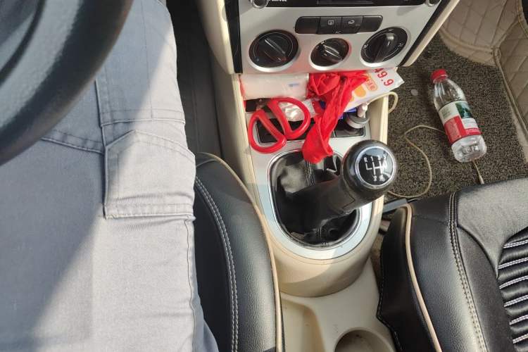 Used Volkswagen Lavida 2011 1.6L Manual Joy Version Gear Lever