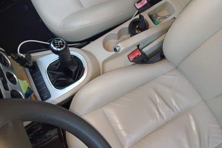 Used Volkswagen Lavida 2011 1.4 TSI Manual Prestige Edition Gear Lever