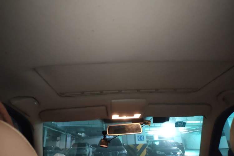 Used Volkswagen Lavida 2011 1.6L Automatic Premium Edition Headliner