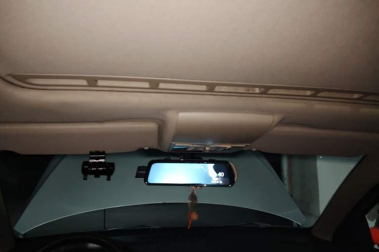 Used Volkswagen Lavida 2011 1.6L Automatic Pinxuan Edition Headliner