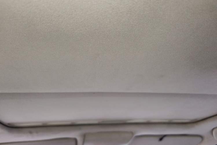 Used Volkswagen Lavida 2011 1.6L Manual - Premium Edition Headliner