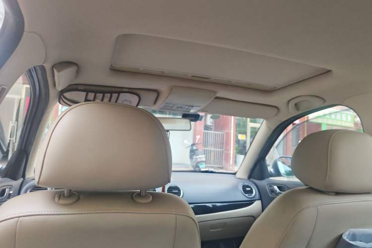 Used Volkswagen Lavida 2011 1.6L Automatic Premium Edition Headliner