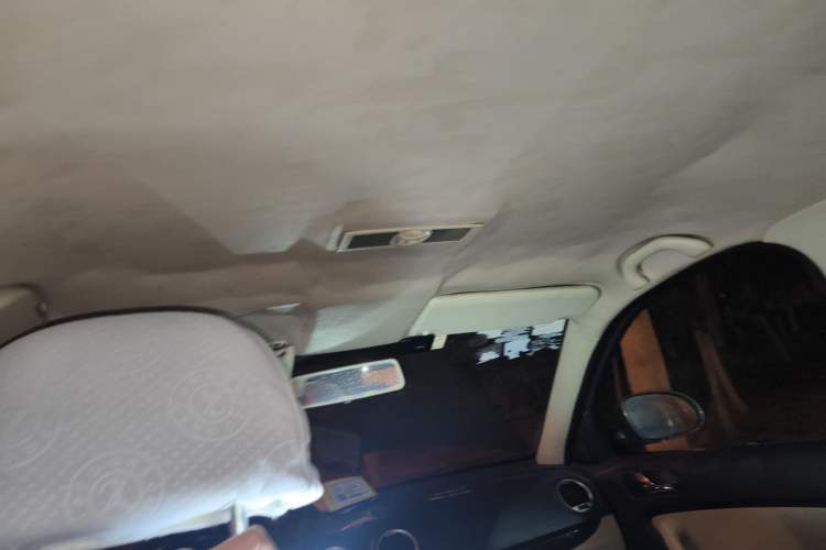 Used Volkswagen Lavida 2011 1.6L Manual Joy Version Headliner