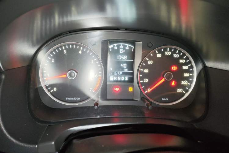Used Volkswagen Lavida 2011 2.0L Automatic Premium Edition Instrument Cluster