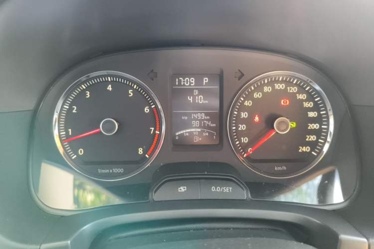 Used Volkswagen Lavida 2011 1.4 TSI DSG Prestige Edition Instrument Cluster