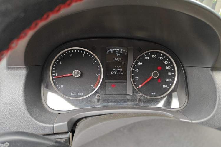 Used Volkswagen Lavida 2011 1.6L Manual Joy Version Instrument Cluster