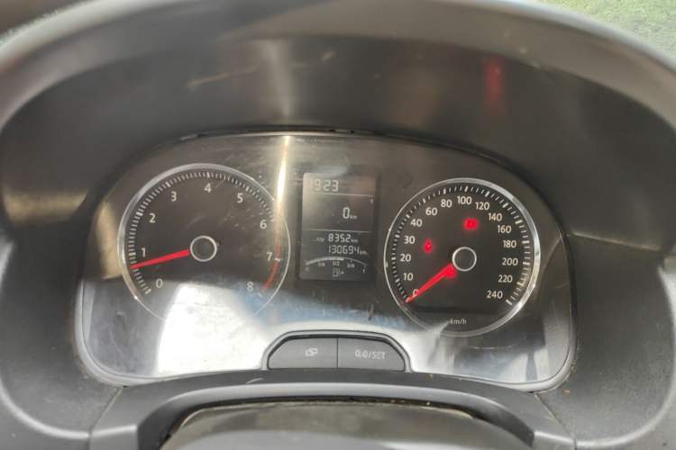Used Volkswagen Lavida 2011 1.4 TSI Manual Prestige Edition Instrument Cluster