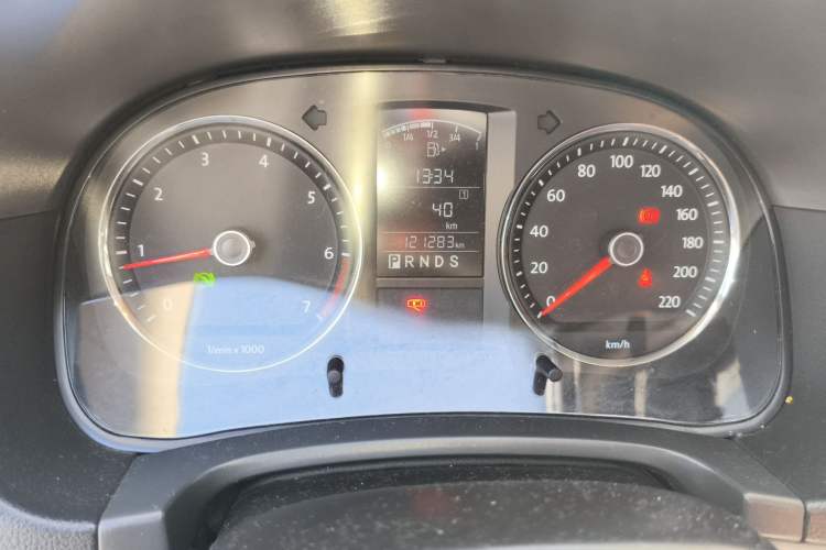 Used Volkswagen Lavida 2011 1.6L Automatic Premium Edition Instrument Cluster