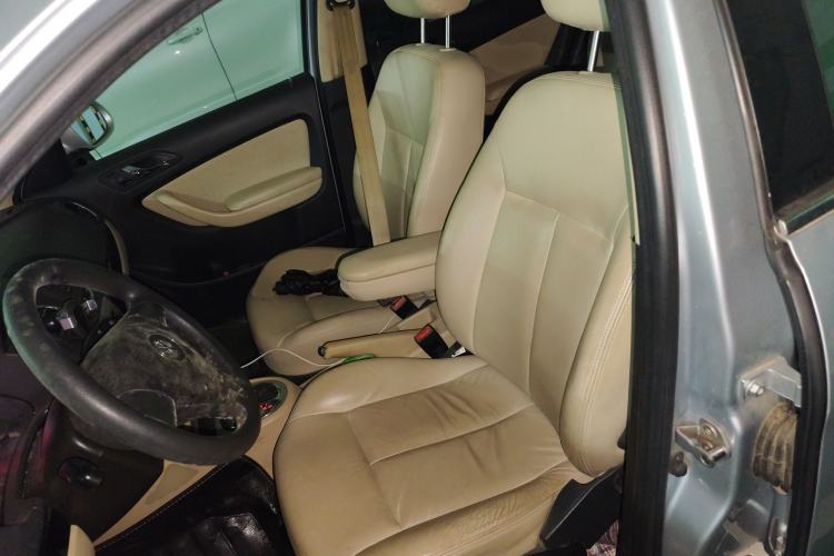 Used Volkswagen Lavida 2011 1.6L Automatic Premium Edition Left Front Seat