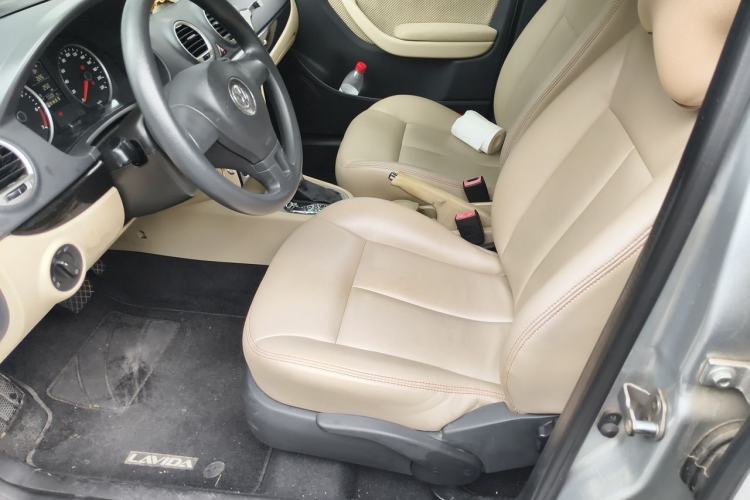 Used Volkswagen Lavida 2011 1.6L Automatic PinYou Edition Left Front Seat