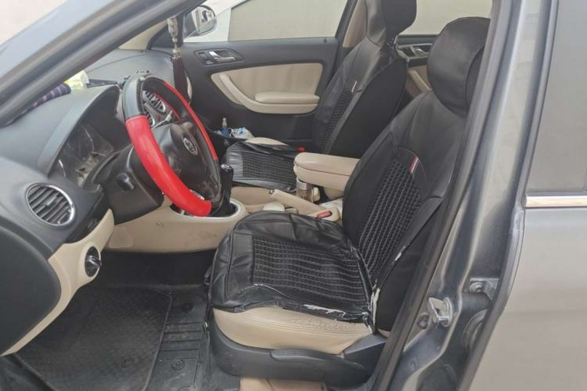 Used Volkswagen Lavida 2011 1.6L Manual - Premium Edition Left Front Seat