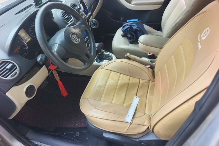 Used Volkswagen Lavida 2011 1.6L Automatic PinYou Edition Left Front Seat