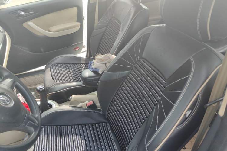 Used Volkswagen Lavida 2011 1.6L Manual Joy Version Left Front Seat