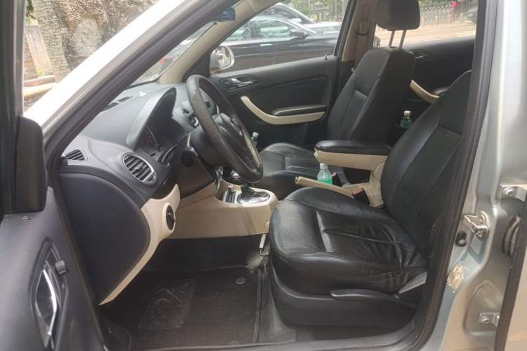 Used Volkswagen Lavida 2011 1.6L Automatic PinYou Edition Left Front Seat
