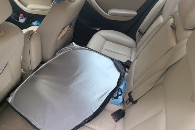 Used Volkswagen Lavida 2011 1.6L Automatic PinYou Edition Left Rear Seat