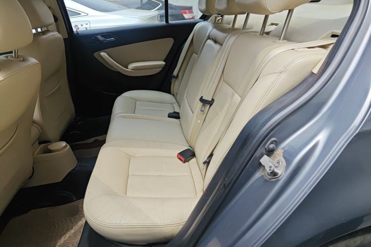 Used Volkswagen Lavida 2011 1.4 TSI DSG Prestige Edition Left Rear Seat