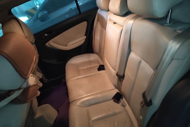 Used Volkswagen Lavida 2011 1.6L Automatic Premium Edition Left Rear Seat