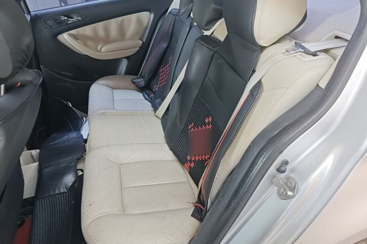 Used Volkswagen Lavida 2011 1.4 TSI DSG Prestige Edition Left Rear Seat