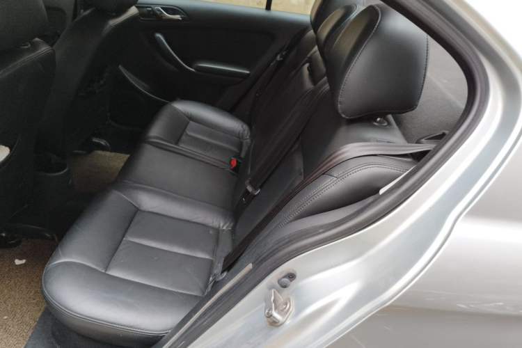 Used Volkswagen Lavida 2011 1.4 TSI DSG Prestige Edition Left Rear Seat
